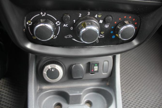 Renault Duster I с пробегом 2013 года, цена 620 000 рублей, 255138 км, внедорожник, Автокод Объявления