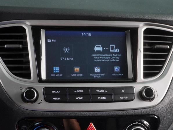 Hyundai Solaris II с пробегом 2019 года, цена 1 299 000 рублей, 174064 км, седан, Автокод Объявления
