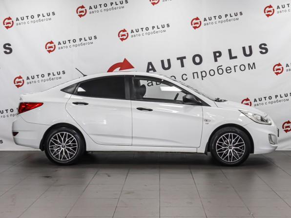 Hyundai Solaris I с пробегом 2012 года, цена 649 000 рублей, 230426 км, седан, Автокод Объявления