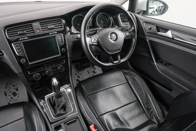 Volkswagen Golf VII с пробегом 2014 года, цена 1 199 000 рублей, 129300 км, универсал, Автокод Объявления