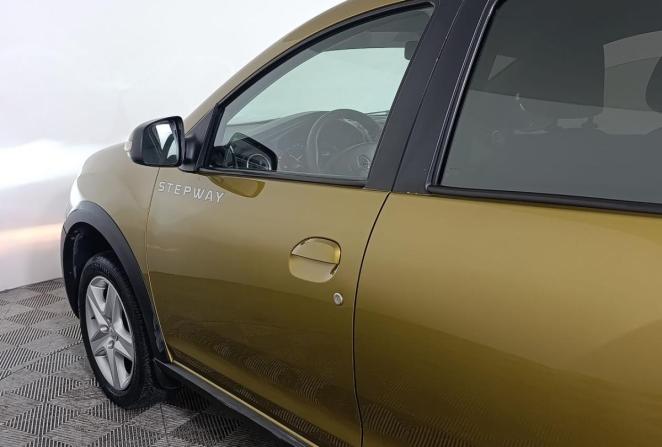 Renault Sandero II с пробегом 2017 года, цена 920 000 рублей, 145430 км, хэтчбек, Автокод Объявления