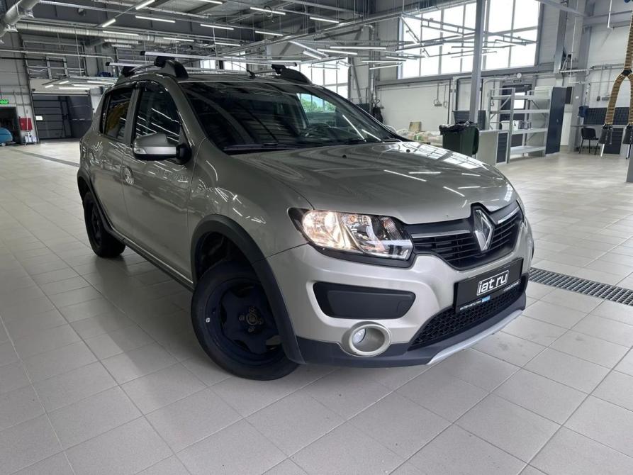 Renault Sandero II Санкт-Петербург  - изображение 1