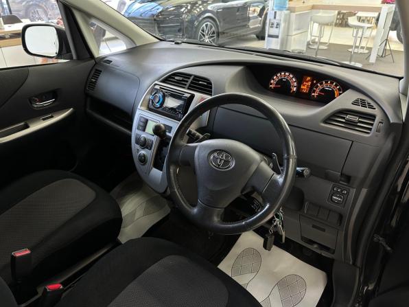 Toyota Ractis I с пробегом 2010 года, цена 850 000 рублей, 84928 км, хэтчбек, Автокод Объявления