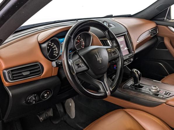 Maserati Levante I с пробегом 2017 года, цена 3 155 000 рублей, 178554 км, внедорожник, Автокод Объявления