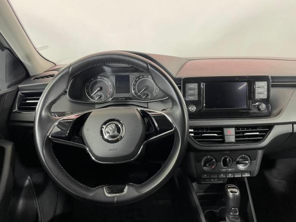 Skoda Rapid II с пробегом 2022 года, цена 1 700 000 рублей, 62306 км, лифтбек, Автокод Объявления
