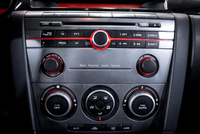 Mazda 3 I (BK) Рестайлинг с пробегом 2007 года, цена 399 000 рублей, 250848 км, хэтчбек, Автокод Объявления