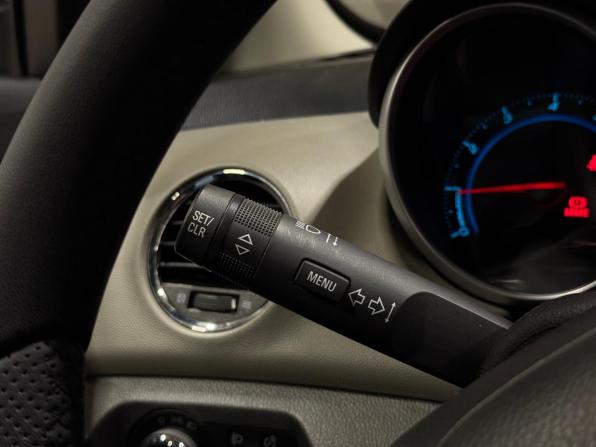 Chevrolet Cruze I с пробегом 2012 года, цена 999 000 рублей, 79087 км, хэтчбек, Автокод Объявления
