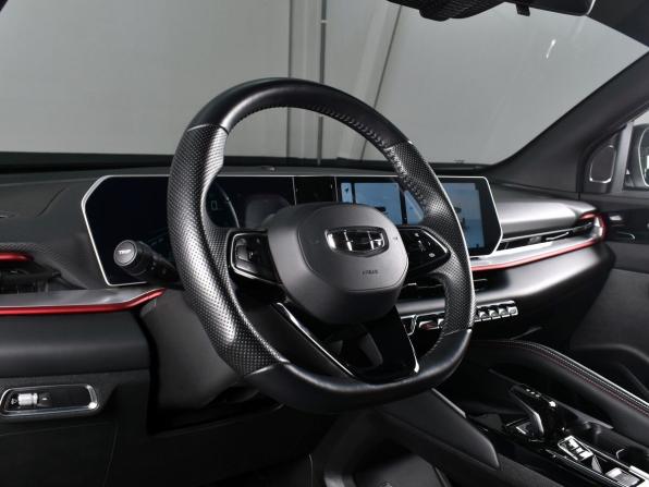 Geely Coolray I Рестайлинг с пробегом 2023 года, цена 2 099 997 рублей, 30047 км, внедорожник, Автокод Объявления