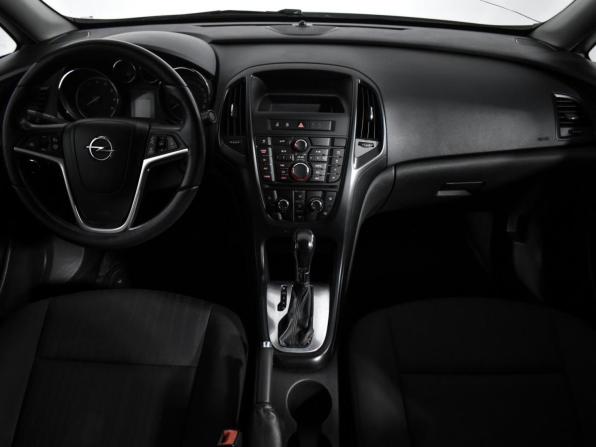 Opel Astra J Рестайлинг с пробегом 2012 года, цена 689 000 рублей, 170571 км, хэтчбек, Автокод Объявления