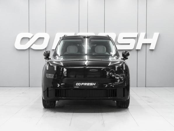 Lynk &amp; Co 900 с пробегом 2026 года, цена 9 765 000 рублей, 88 км, внедорожник, Автокод Объявления