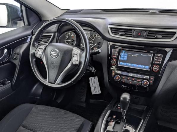Nissan Qashqai II с пробегом 2015 года, цена 1 300 000 рублей, 172094 км, внедорожник, Автокод Объявления