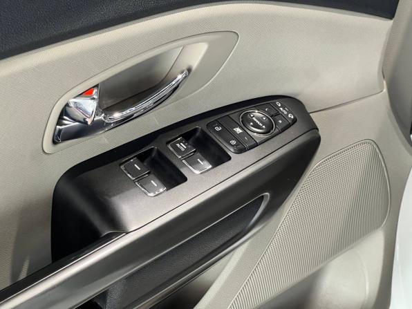Kia Carnival III с пробегом 2018 года, цена 2 920 000 рублей, 128000 км, минивэн, Автокод Объявления
