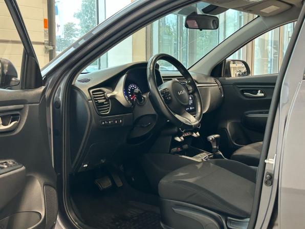 Kia Rio IV Рестайлинг с пробегом 2021 года, цена 1 670 000 рублей, 51300 км, седан, Автокод Объявления
