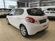 Peugeot 208 I Казань  - изображение 30