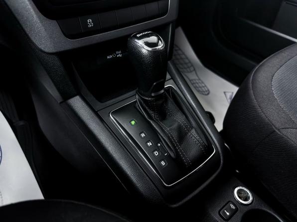 Skoda Yeti I Рестайлинг с пробегом 2017 года, цена 1 499 000 рублей, 82000 км, внедорожник, Автокод Объявления