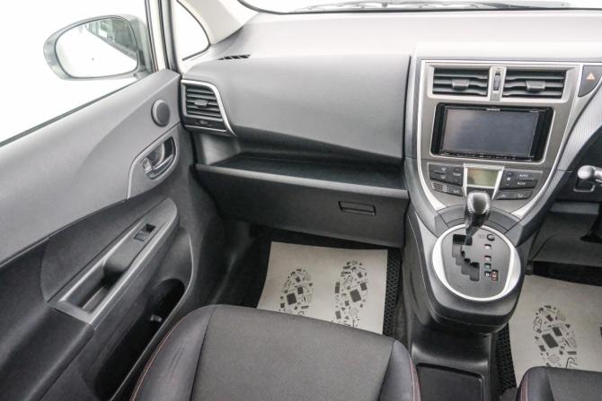 Subaru Trezia с пробегом 2011 года, цена 859 000 рублей, 132000 км, хэтчбек, Автокод Объявления