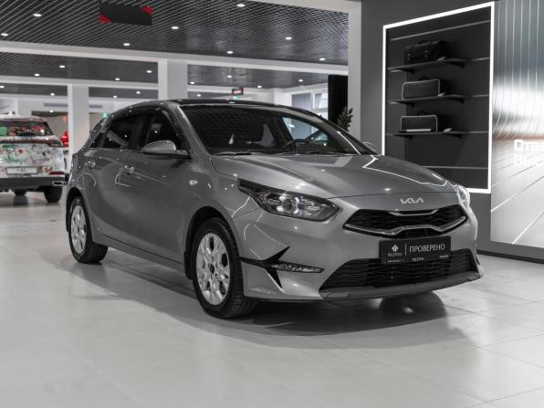 Kia Ceed III Рестайлинг с пробегом 2022 года, цена 2 240 000 рублей, 68212 км, хэтчбек, Автокод Объявления