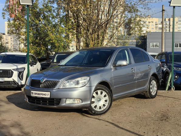 Skoda Octavia II (A5) Рестайлинг с пробегом 2013 года, цена 699 000 рублей, 252500 км, лифтбек, Автокод Объявления