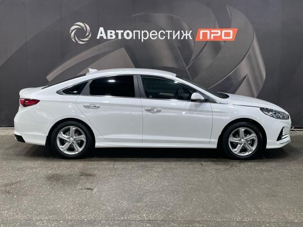Hyundai Sonata VII (LF) Рестайлинг с пробегом 2018 года, цена 1 690 000 рублей, 110268 км, седан, Автокод Объявления