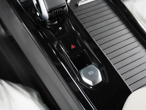 Geely Boyue Cool с пробегом 2023 года, цена 2 649 000 рублей, 179 км, внедорожник, Автокод Объявления