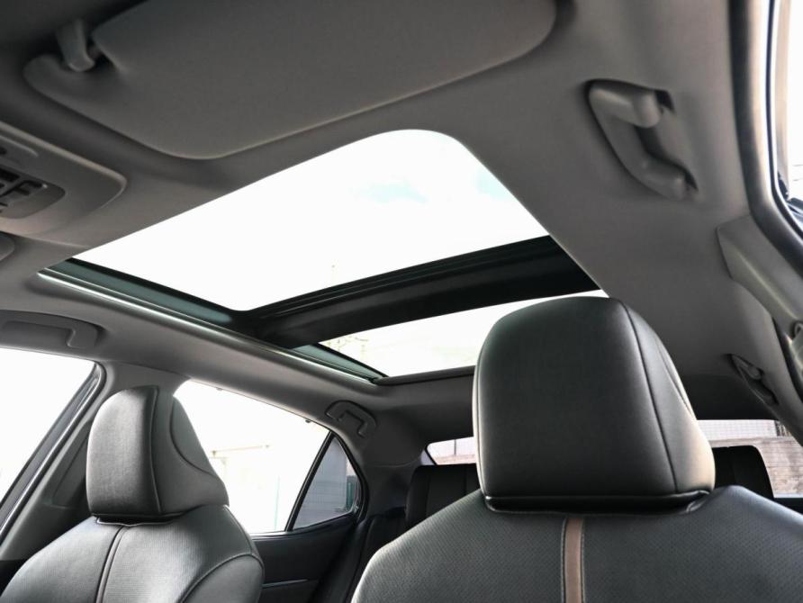 Toyota Camry VIII (XV70) Рестайлинг Новороссийск  - изображение 12