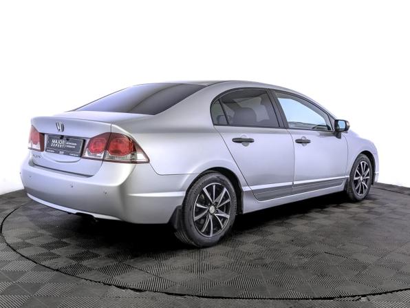 Honda Civic VIII Рестайлинг с пробегом 2009 года, цена 1 060 000 рублей, 157622 км, седан, Автокод Объявления