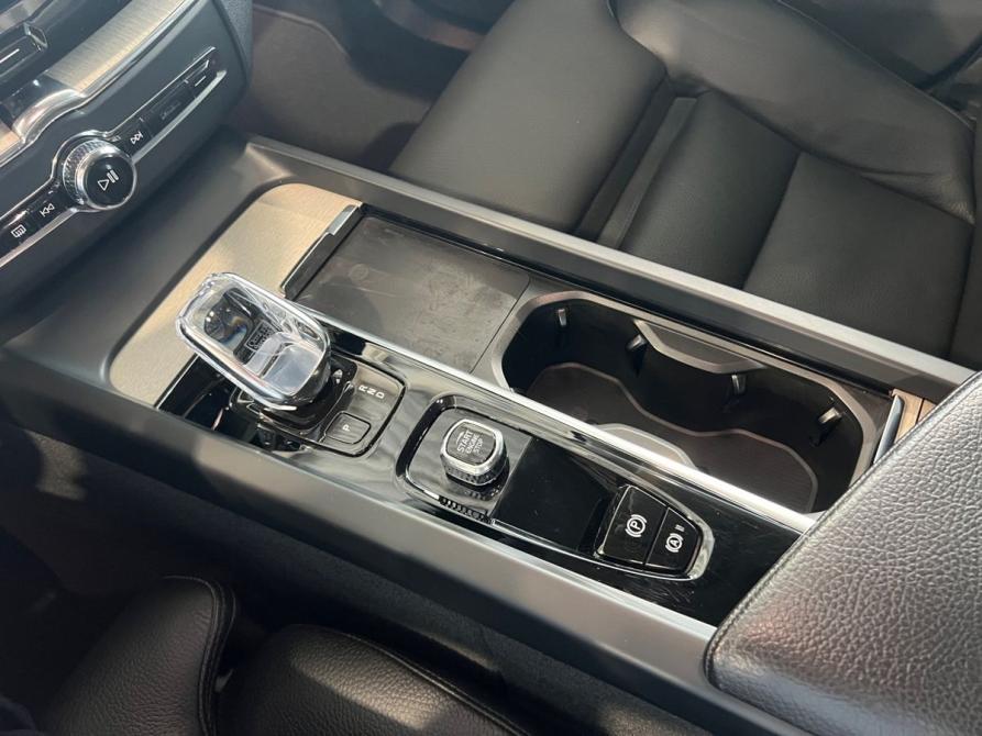 Volvo XC60 II Рестайлинг Москва  - изображение 27