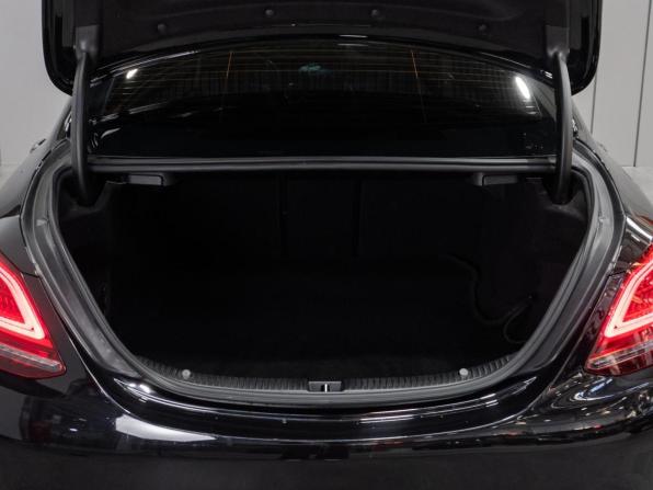 Mercedes-Benz C-Класс IV (W205) Рестайлинг с пробегом 2018 года, цена 2 648 000 рублей, 140688 км, седан, Автокод Объявления