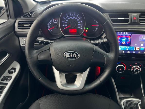 Kia Rio III с пробегом 2013 года, цена 850 000 рублей, 140435 км, хэтчбек, Автокод Объявления