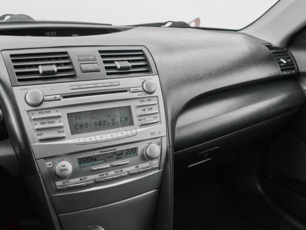 Toyota Camry VI (XV40) Рестайлинг с пробегом 2011 года, цена 1 300 000 рублей, 257939 км, седан, Автокод Объявления