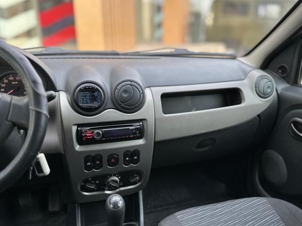 Renault Logan I Рестайлинг с пробегом 2011 года, цена 399 000 рублей, 197667 км, седан, Автокод Объявления