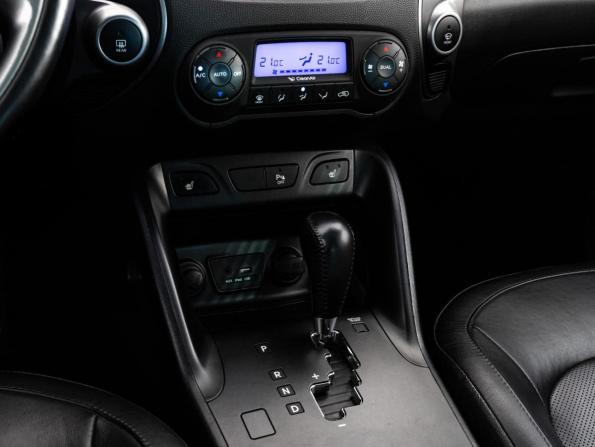 Hyundai ix35 I Рестайлинг с пробегом 2015 года, цена 1 499 000 рублей, 125325 км, внедорожник, Автокод Объявления