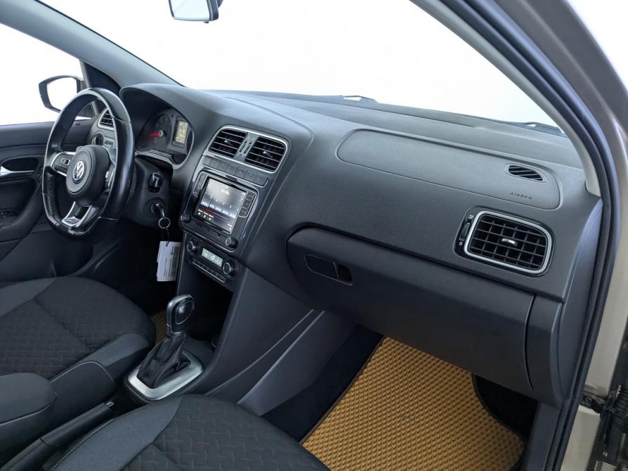 Volkswagen Polo V Рестайлинг Москва  - изображение 20