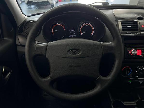 Lada (ВАЗ) Granta I Рестайлинг с пробегом 2022 года, цена 699 000 рублей, 56000 км, седан, Автокод Объявления