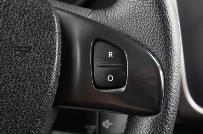 Renault Sandero II с пробегом 2017 года, цена 1 269 000 рублей, 72600 км, хэтчбек, Автокод Объявления
