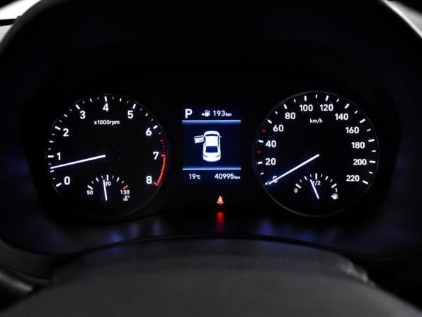 Hyundai Solaris II с пробегом 2018 года, цена 1 499 000 рублей, 40994 км, седан, Автокод Объявления