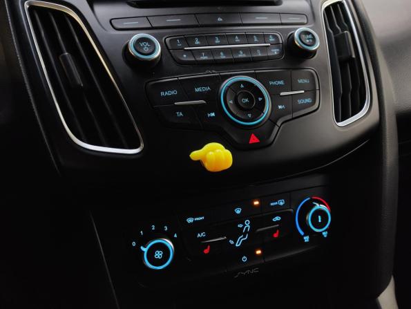 Ford Focus III Рестайлинг с пробегом 2016 года, цена 990 000 рублей, 104000 км, седан, Автокод Объявления