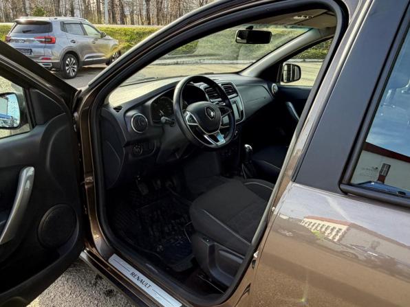 Renault Sandero II Рестайлинг с пробегом 2019 года, цена 1 100 000 рублей, 97250 км, хэтчбек, Автокод Объявления