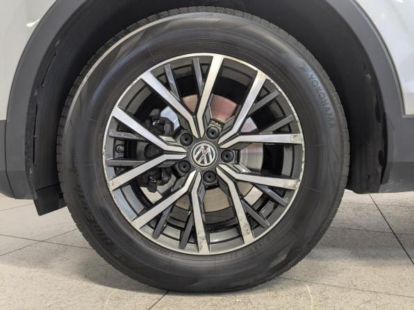 Volkswagen Tiguan II с пробегом 2019 года, цена 2 190 000 рублей, 134997 км, внедорожник, Автокод Объявления