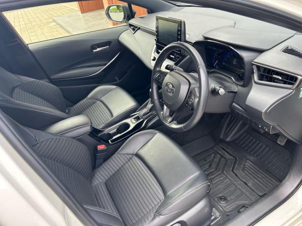 Toyota Corolla XII (E210) с пробегом 2020 года, цена 2 250 000 рублей, 76445 км, универсал, Автокод Объявления