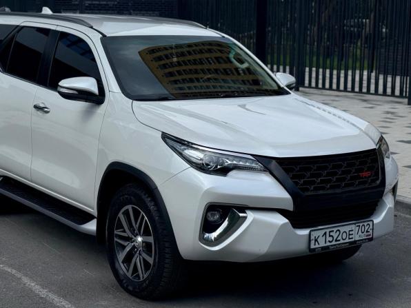 Toyota Fortuner II с пробегом 2017 года, цена 3 250 000 рублей, 146646 км, внедорожник, Автокод Объявления