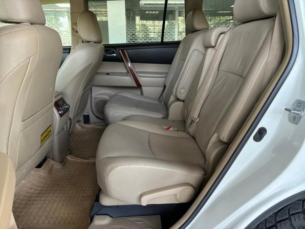 Toyota Highlander II (XU40) Рестайлинг с пробегом 2011 года, цена 1 725 000 рублей, 210000 км, внедорожник, Автокод Объявления
