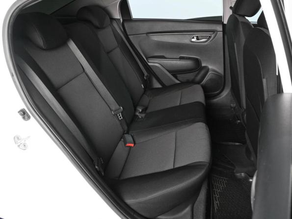 Kia Rio IV Рестайлинг с пробегом 2021 года, цена 1 599 000 рублей, 102657 км, седан, Автокод Объявления
