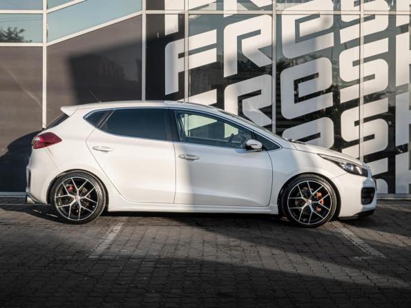 Kia Ceed GT I Рестайлинг с пробегом 2015 года, цена 1 475 000 рублей, 134782 км, хэтчбек, Автокод Объявления