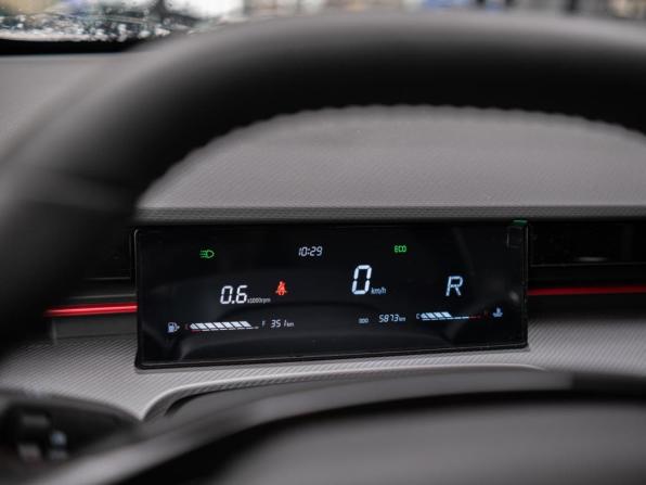 JETOUR DASHING I Рестайлинг с пробегом 2026 года, цена 2 199 000 рублей, 5873 км, внедорожник, Автокод Объявления