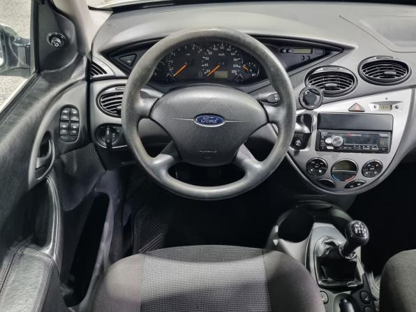 Ford Focus I Рестайлинг с пробегом 2004 года, цена 245 000 рублей, 183030 км, седан, Автокод Объявления