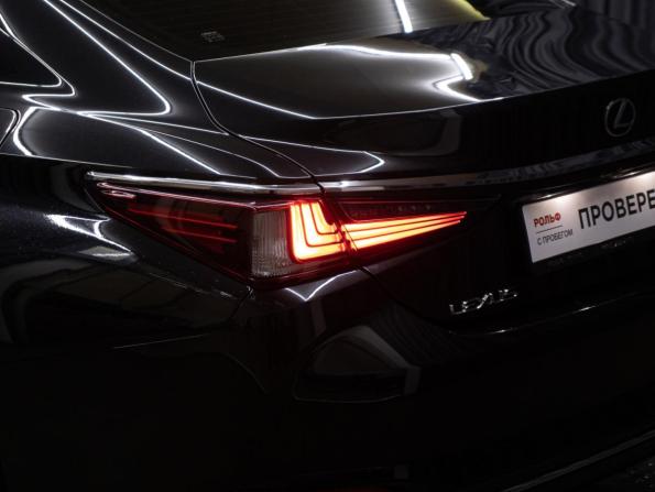 Lexus ES VII с пробегом 2018 года, цена 3 349 000 рублей, 144300 км, седан, Автокод Объявления