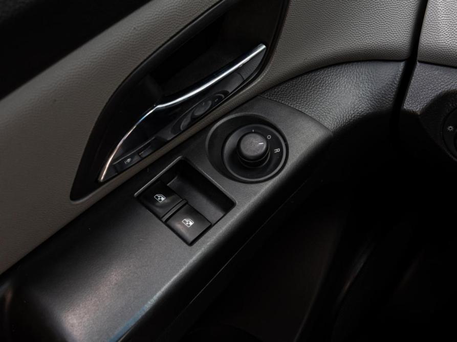 Chevrolet Cruze I Рестайлинг Краснодар  - изображение 14