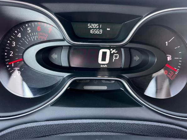 Renault Kaptur I Рестайлинг с пробегом 2021 года, цена 1 705 000 рублей, 52851 км, внедорожник, Автокод Объявления