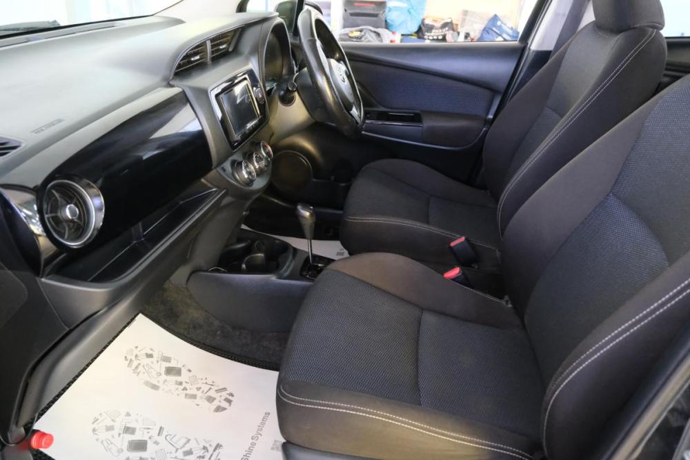 Toyota Vitz III (XP130) Рестайлинг 2 Омск  - изображение 16